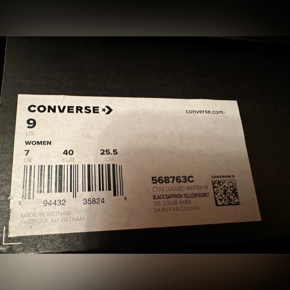 Converse Chuck Taylor All Star Gore-Tex Waterproof Lugged High Top Sneaker - Picture 7 of 8